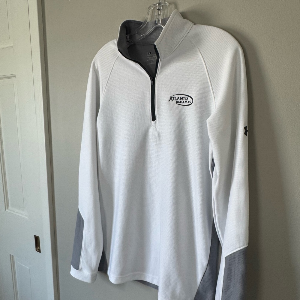 Under Armour Sweater Small Athletic White 1/4 Zip Pullover Golf Atlantis Bahamas